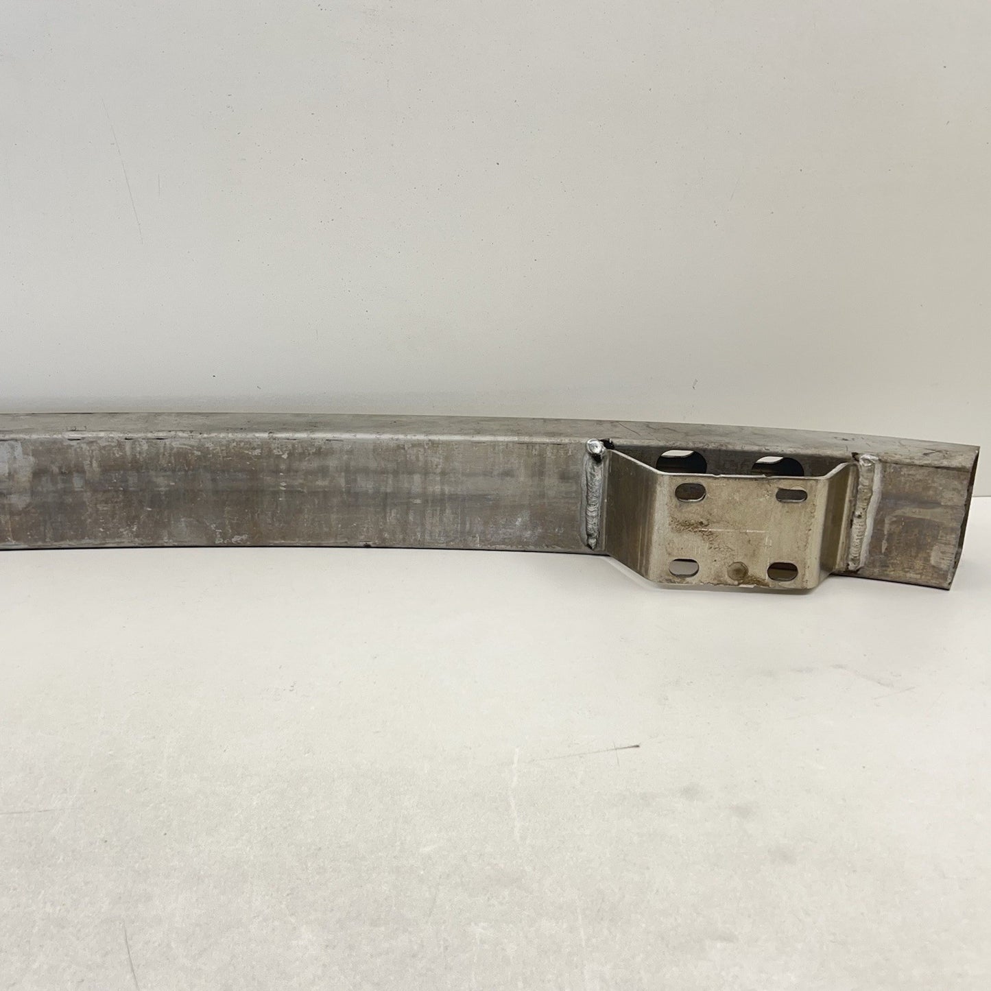 14-23 MASERATI GHIBLI REAR BUMPER REINFORCEMENT BAR CRASH ABSORBER BAR OEM