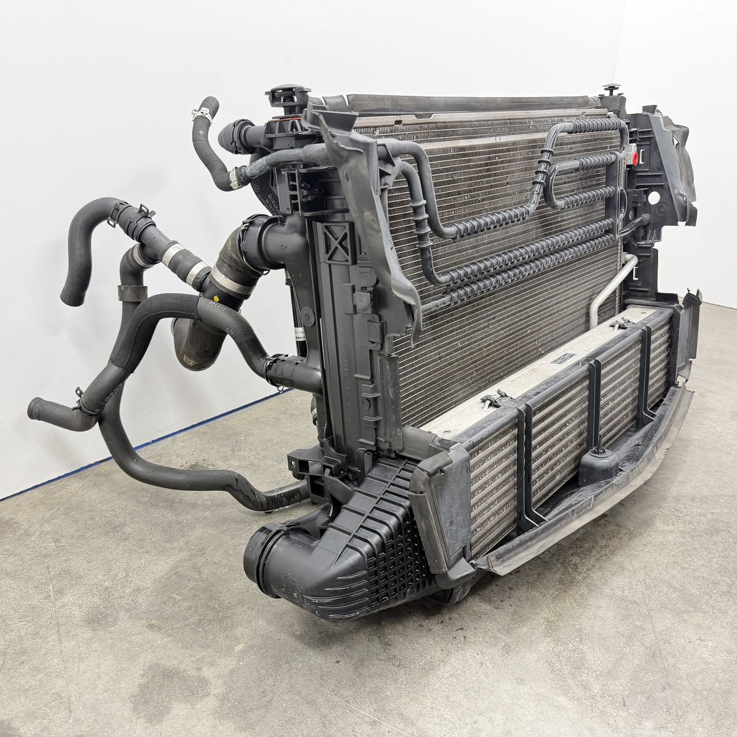 2012-2014 Mercedes C250 W204 Radiator Support Cooling Pack Rebar Assembly OEM