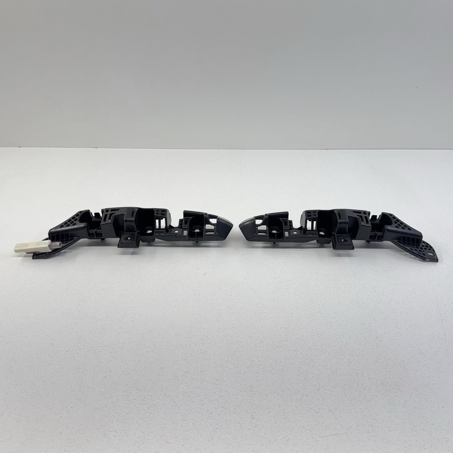 22-26 Toyota GR86 BRZ Rear Bumper Cover Bracket Support Mount Set OEM