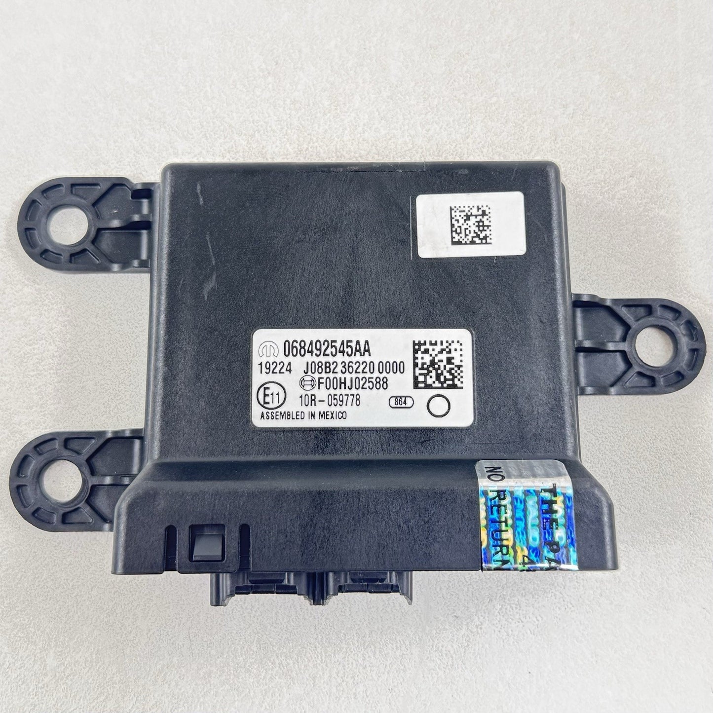 18-23 Dodge Challenger Charger Network Gateway Control Module 068492545AA OEM