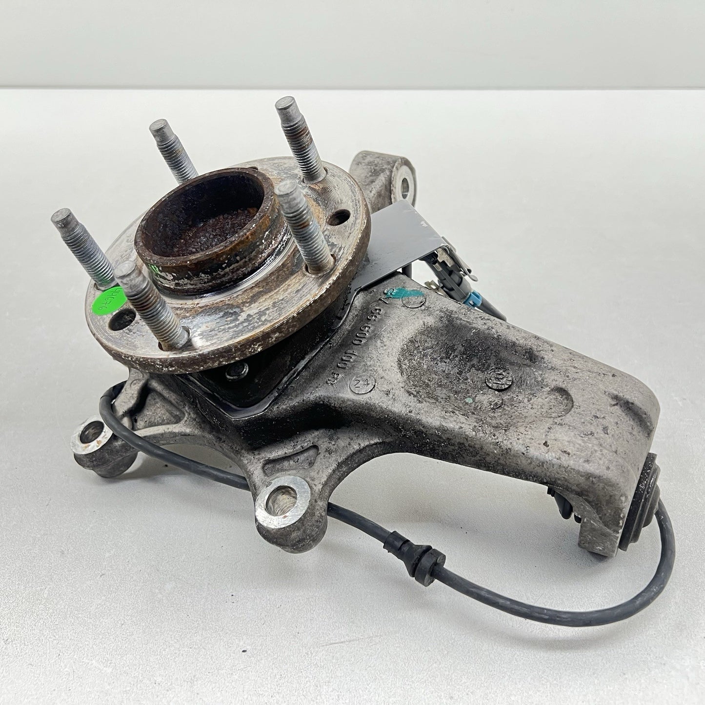 01-04 CORVETTE C5 Z06 LEFT FRONT SPINDLE KNUCKLE HUB WITH CONTROL ARM SET OEM