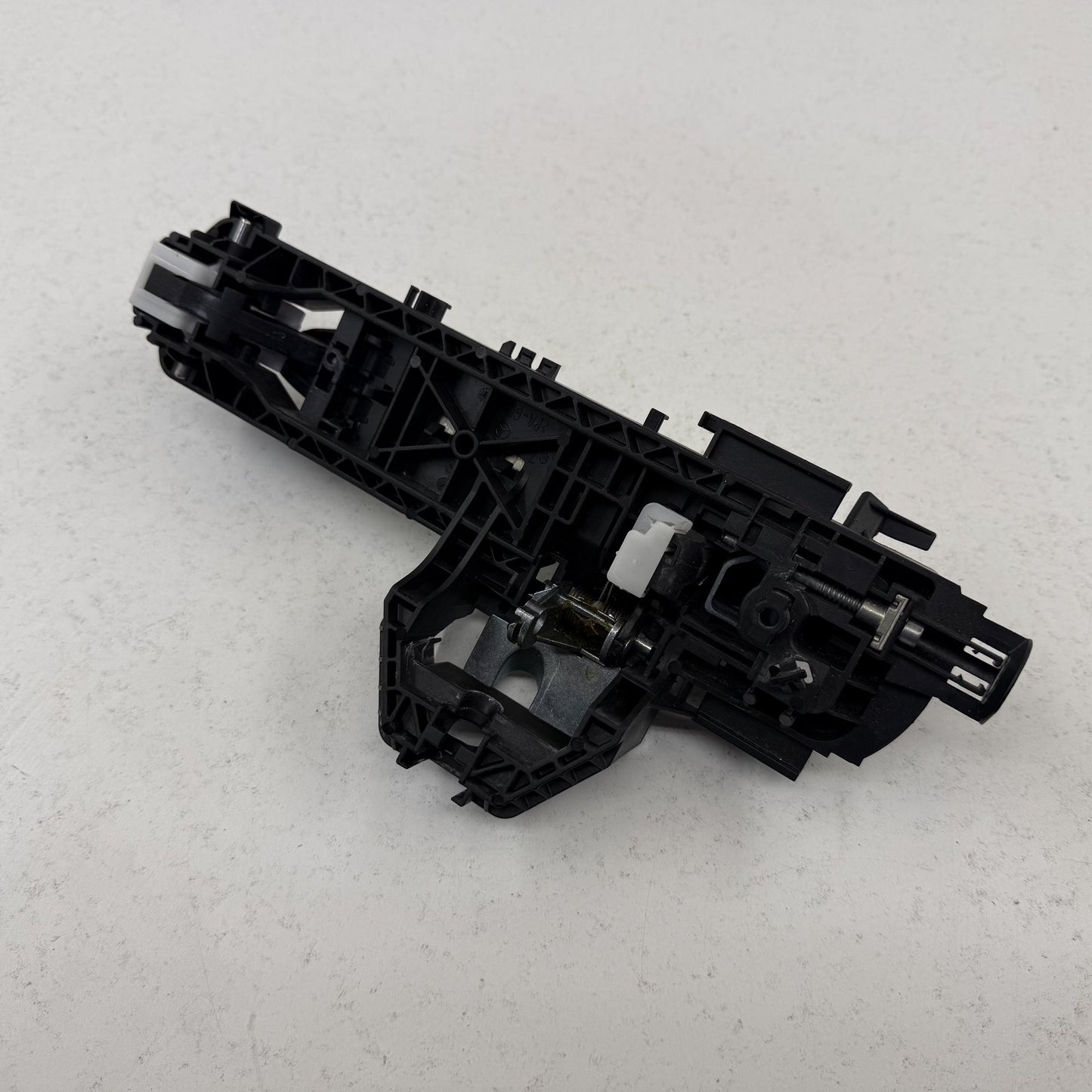 2008-2014 Mercedes-Benz C250 W204 Passenger Right Rear Exterior Door Handle OEM