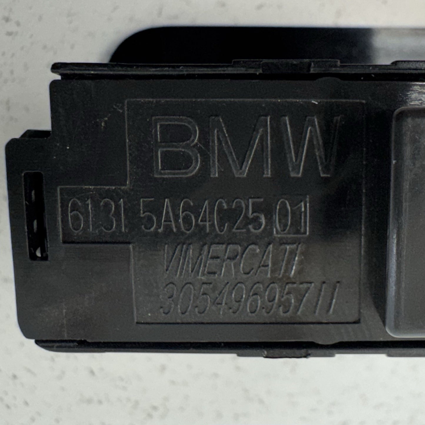 18-24 BMW G01 X3 Rear Trunk Lock Open Release Button Switch 5A64C25 OEM