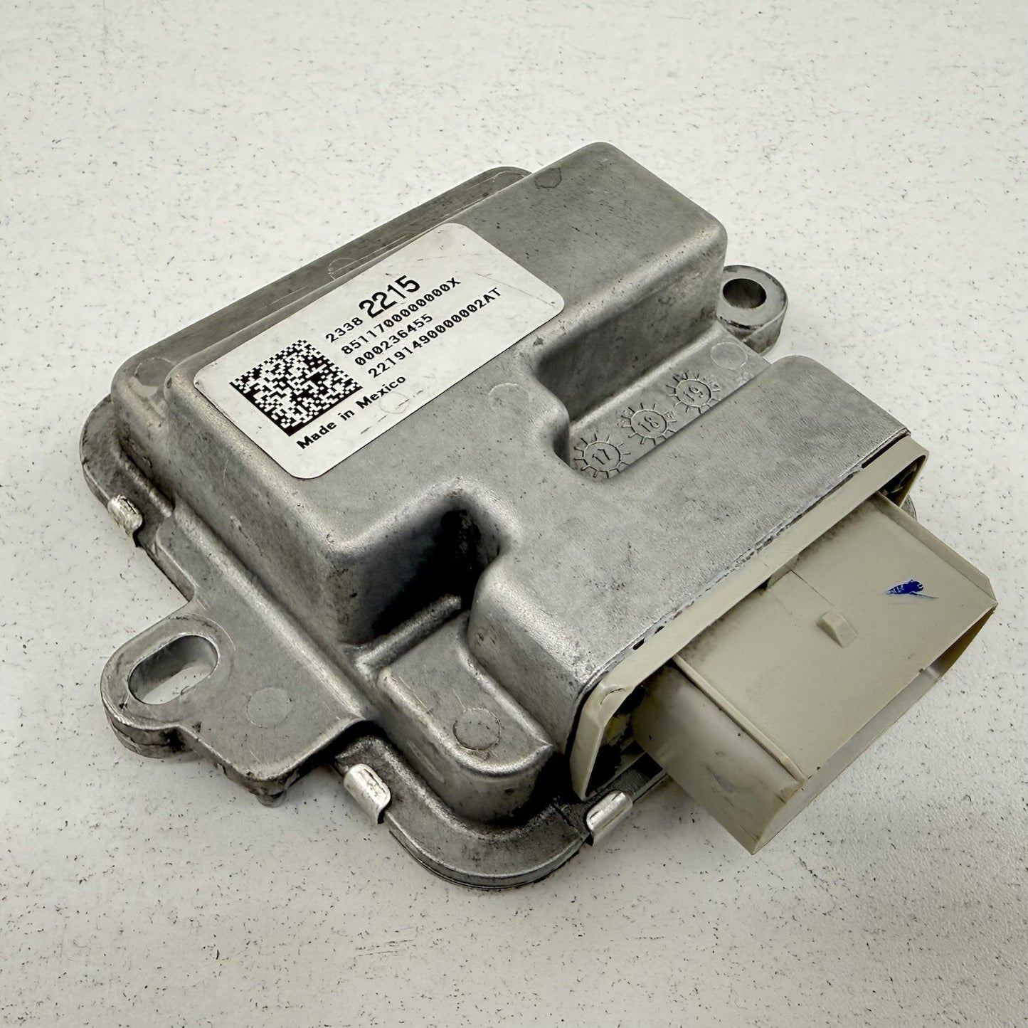 18-24 Chevrolet Camaro ZL1 SS Fuel Pump Control Module 23382215 OEM