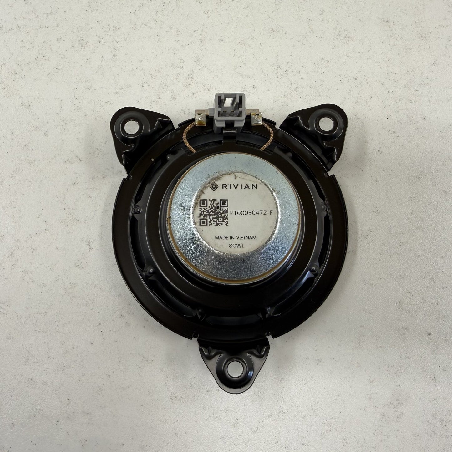 2022-2024 Rivian R1S Outer Dash Instrument Panel Speaker PT00030472-F OEM