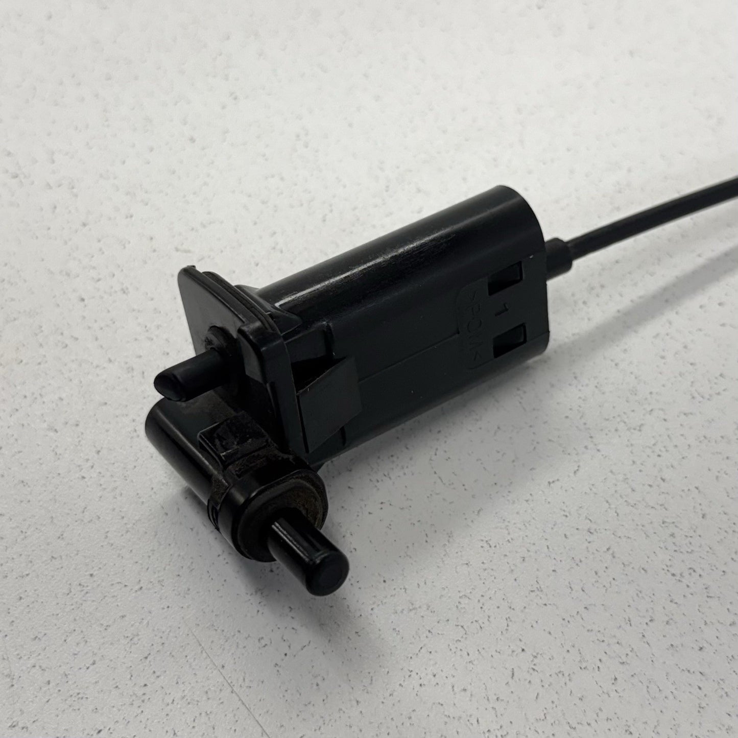 21-26 Hyundai Elantra Gas Cap Fuel Door Release Lever Cable 81590-AA000 OEM