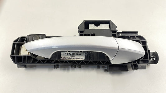 10-13 MERCEDES BENZ W212 E CLASS PASSENGER RIGHT REAR EXTERIOR DOOR HANDLE OEM
