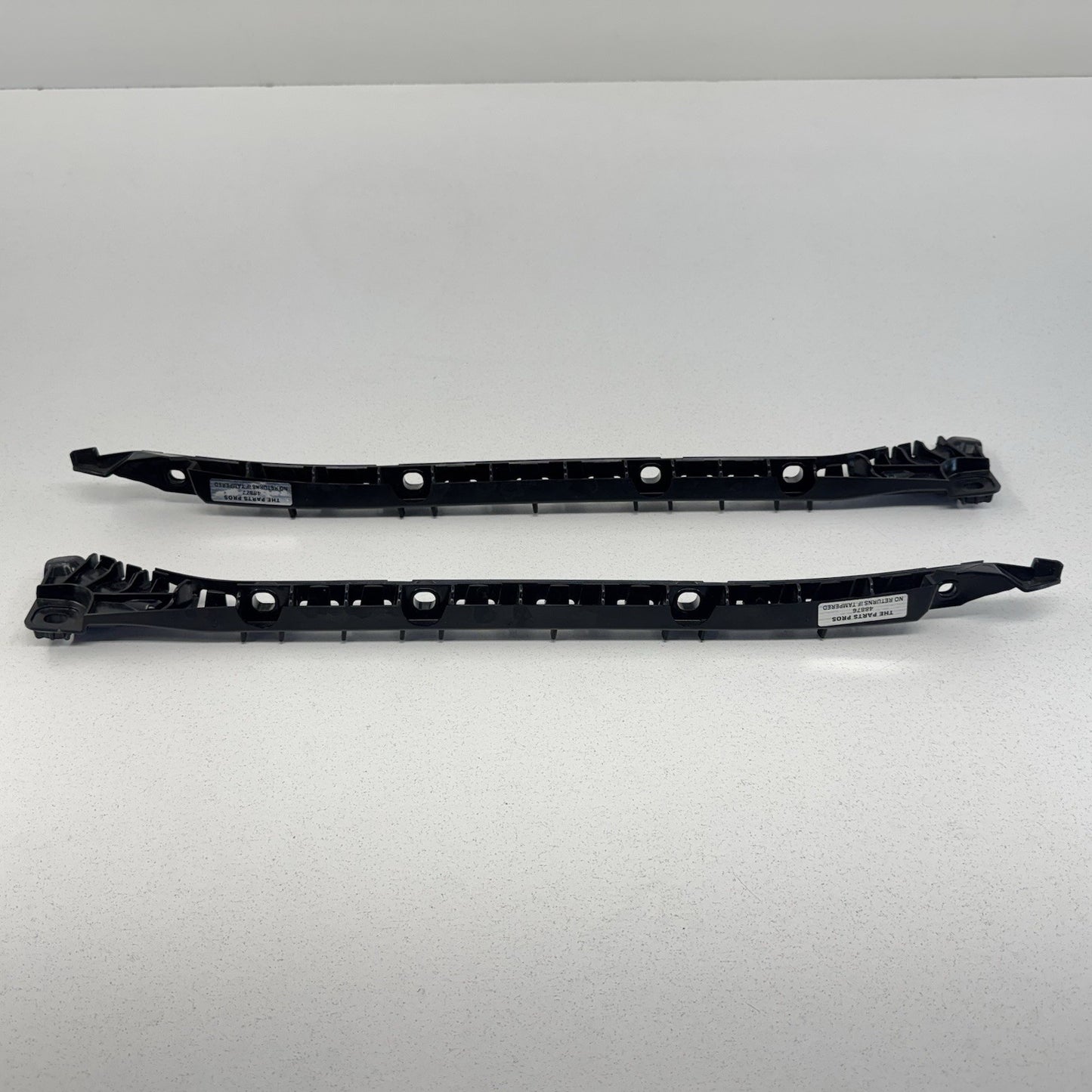 10-16 Mercedes E350 W212 Rear Bumper Lateral Support Bracket Pair Left Right OEM