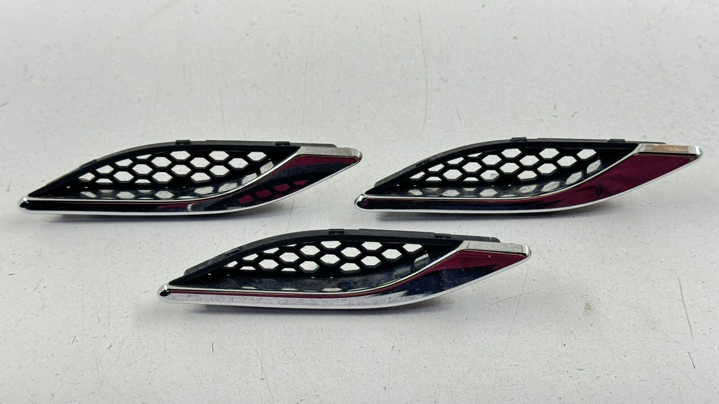 14-23 MASERATI GHIBLI RIGHT FRONT FENDER AIR VENT GRILLE COVER TRIM SET OF 3 OEM