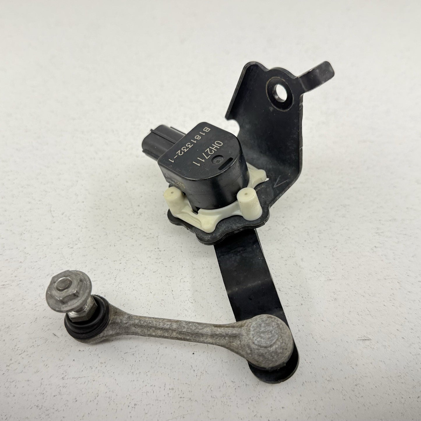 19-25 Toyota RAV4 Driver Left Rear Suspension Ride Height Level Sensor OEM
