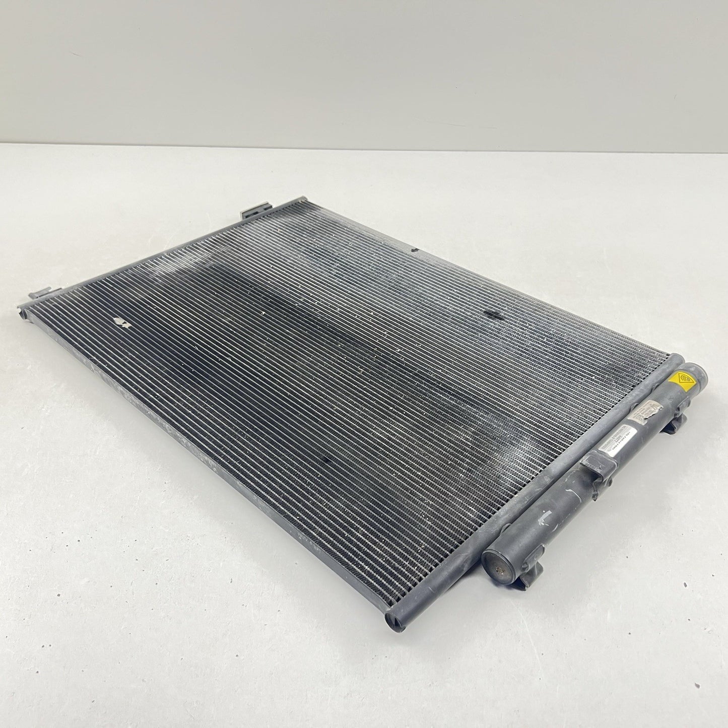 14-23 MASERATI GHIBLI QUATTROPORTE AC A/C CONDENSER 16474837 OEM