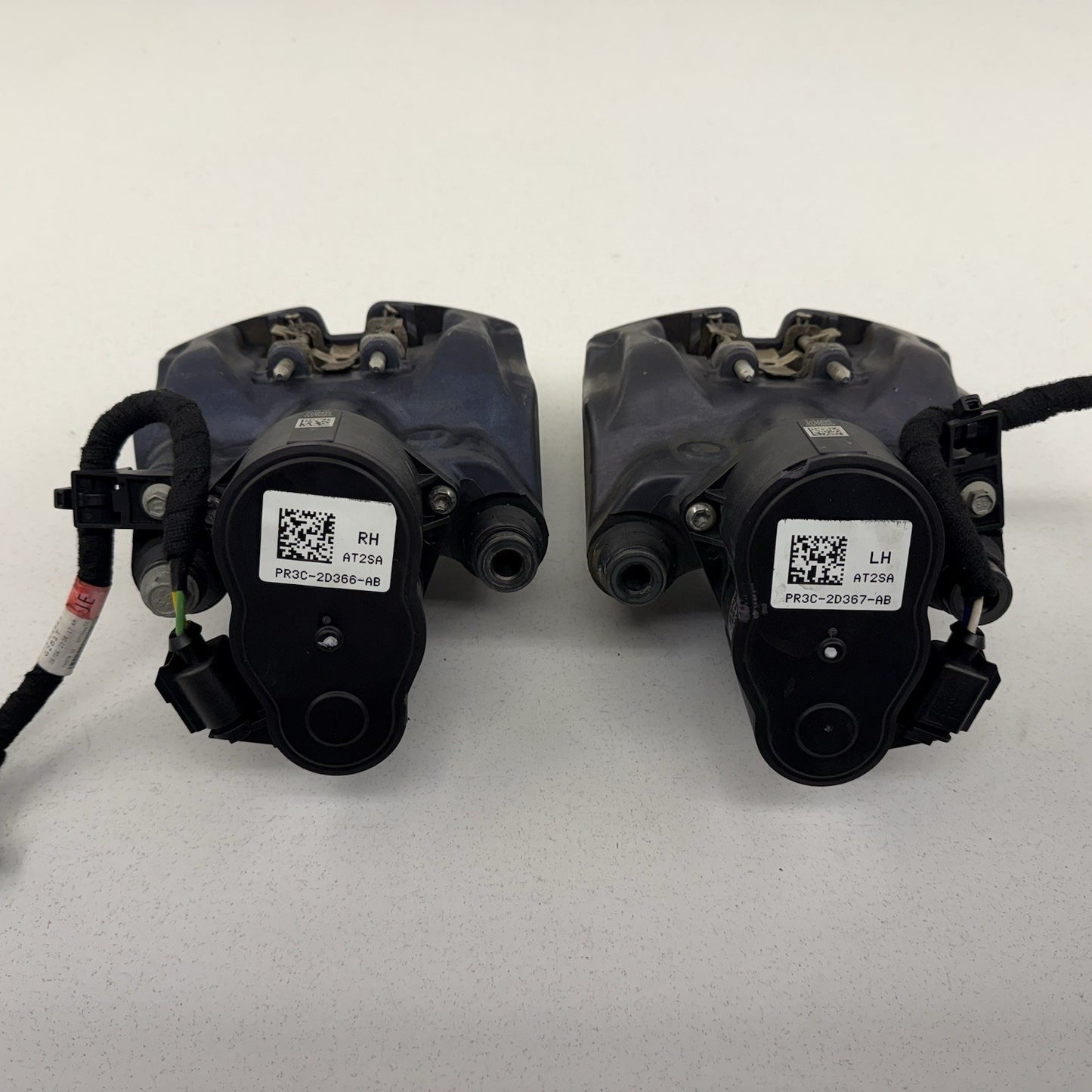 24-26 Ford Mustang GT Rear Parking Park Drift Brake Caliper Pair Left Right OEM