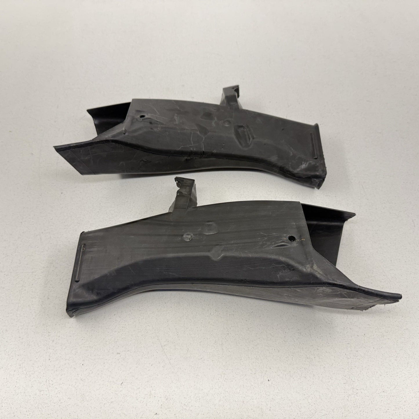 19-24 Chevrolet Camaro ZL1 Front Brake Rotor Cooling Duct Pair Left & Right OEM