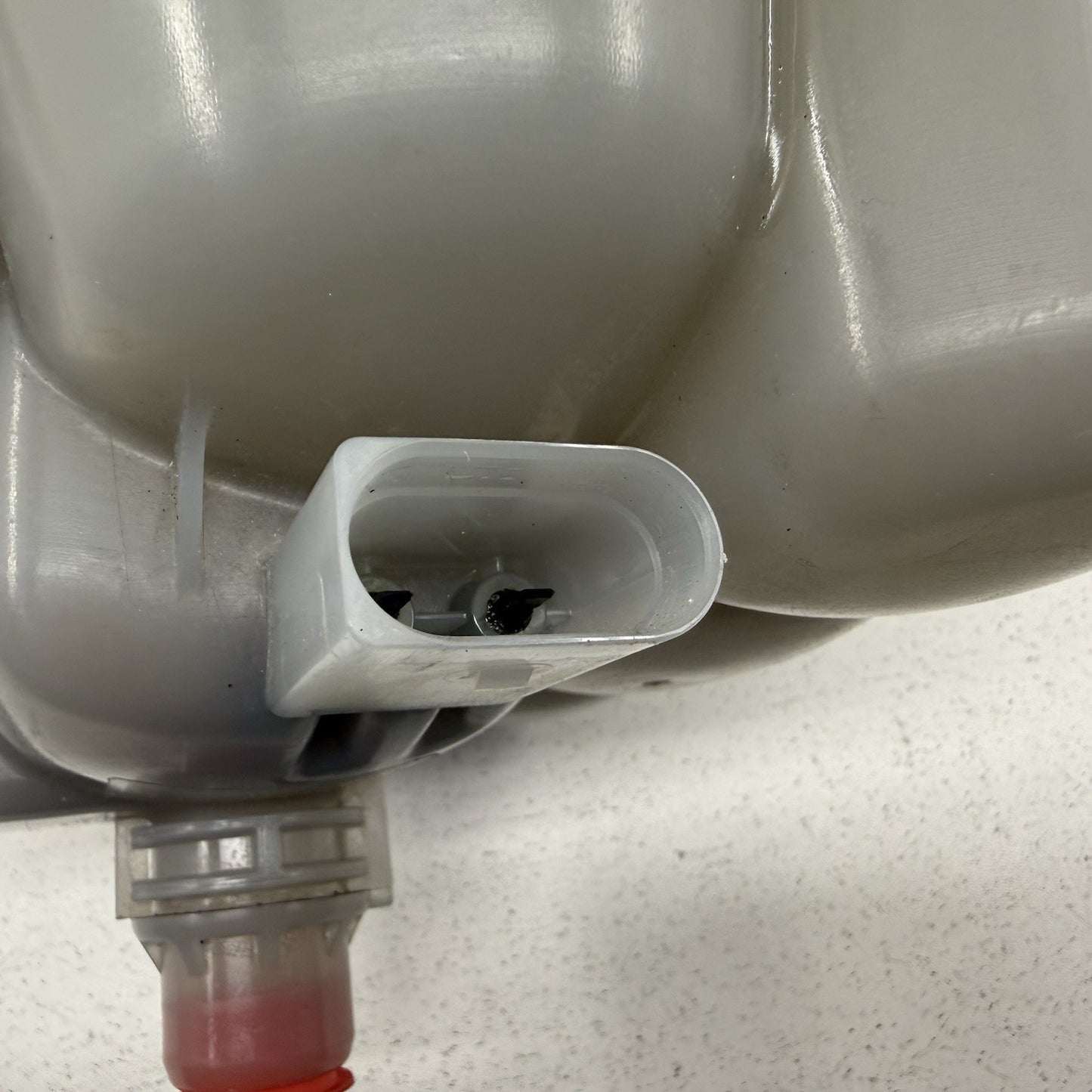 18-20 Audi S4 S5 RS5 Coolant Reservoir Overflow Expansion Tank Bottle OEM