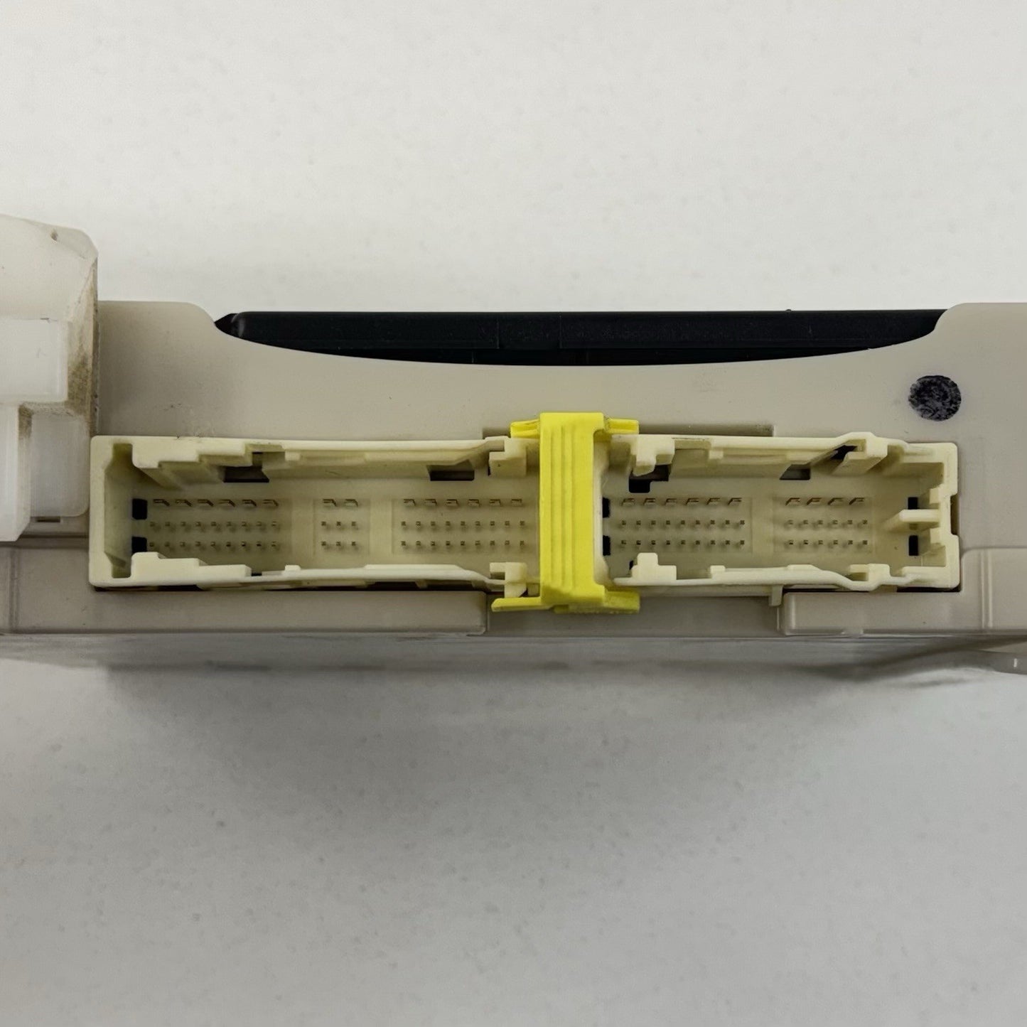 15-17 Toyota Prius V Left Side Fuse Junction Block Assembly 82730-47550 OEM