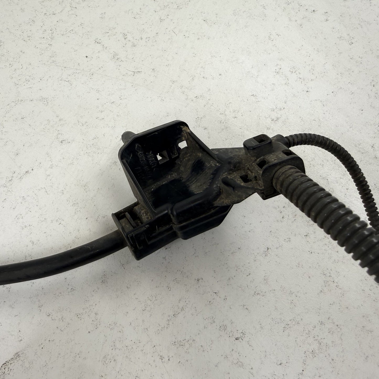 2019-2025 Toyota RAV4 Right Rear ABS Wheel Speed Sensor 890C0-42010 OEM