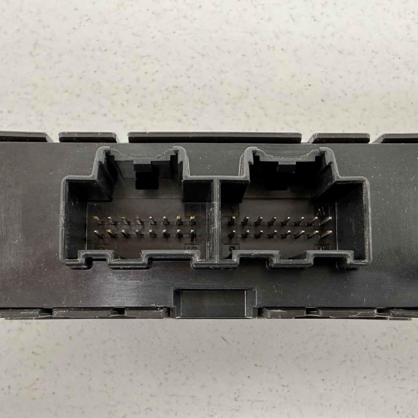 16-24 Chevrolet Camaro Network Gateway Control Module 13598293 OEM