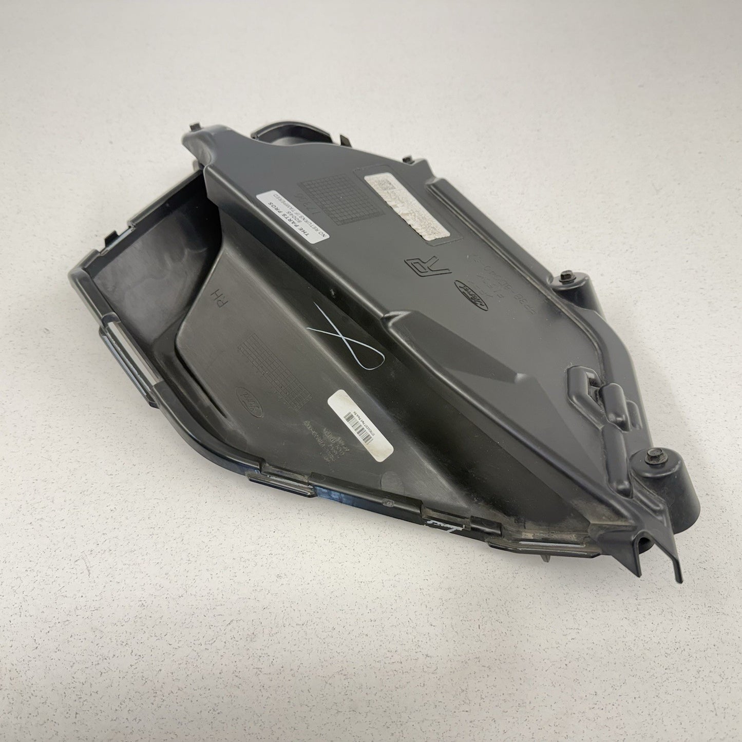 24-26 Ford Mustang GT Front Bumper Passenger Right Lower Grille Trim OEM