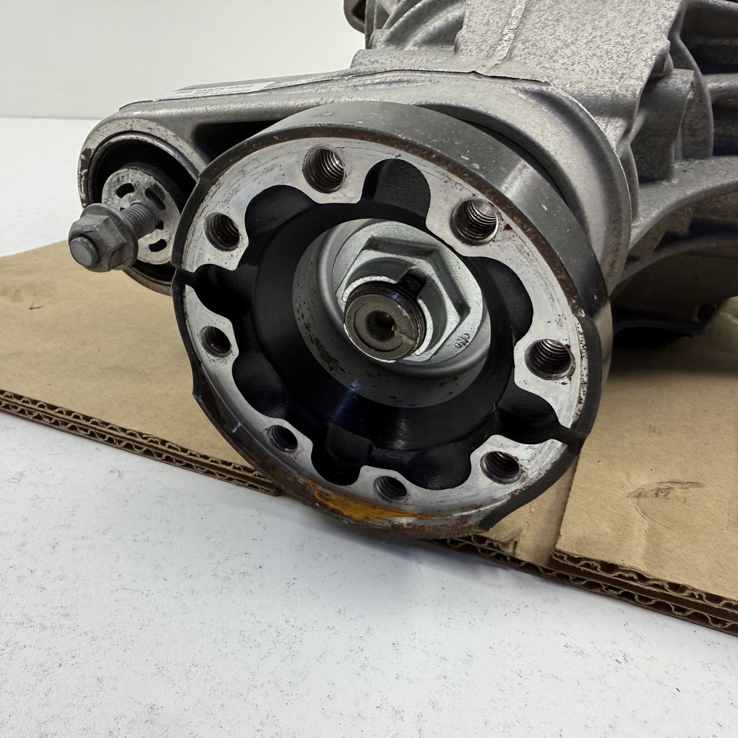 2018-2024 Dodge Durango SRT 392 6.4L Rear Differential Diff 3.70 Ratio OEM