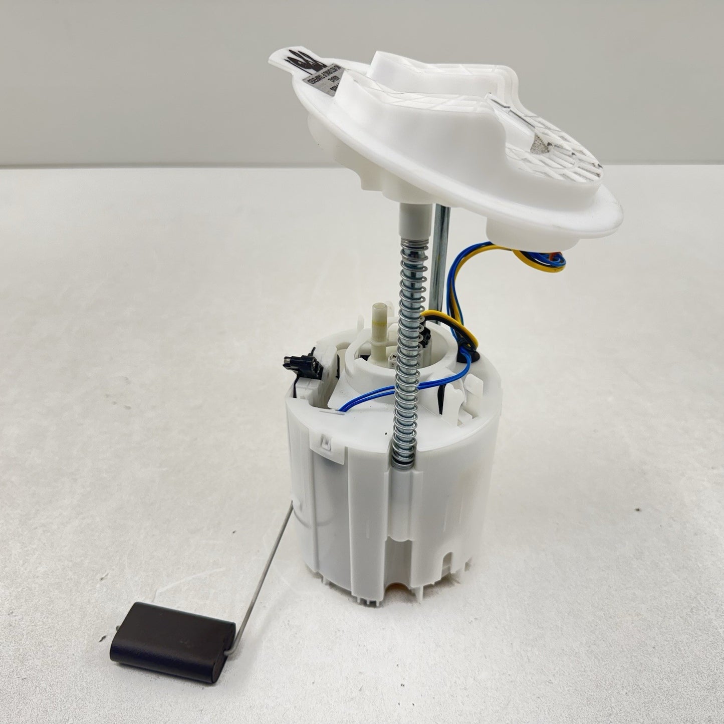 19-21 Dodge Challenger Scat Pack 6.4L Fuel Pump & Sending Level Unit Pair OEM