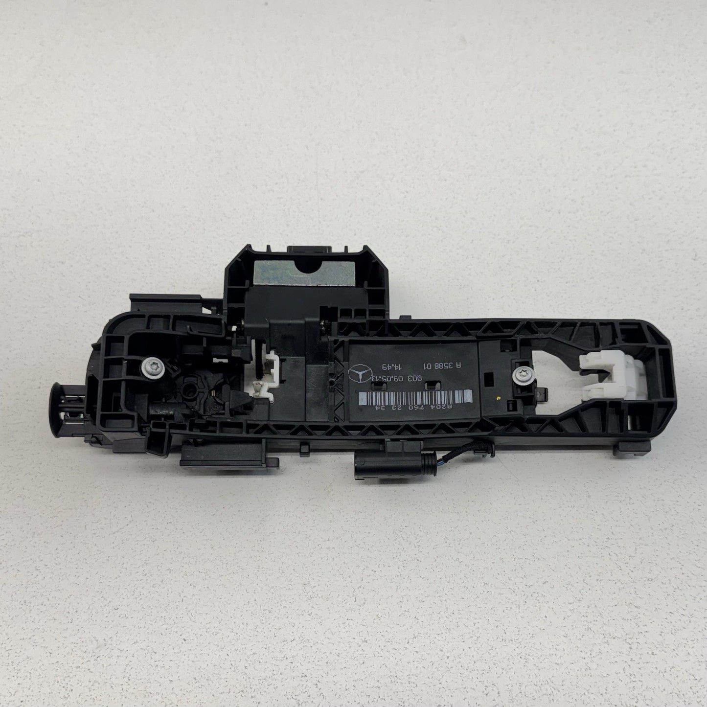 10-16 Mercedes W212 E350 Driver Left Front Exterior Door Handle Frame OEM