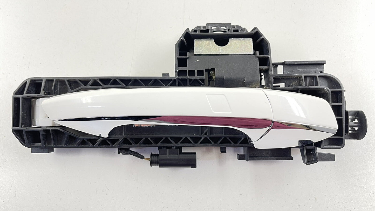 13-16 MERCEDES GL350 X166 PASSENGER RIGHT REAR DOOR HANDLE WHITE 2047602434 OEM