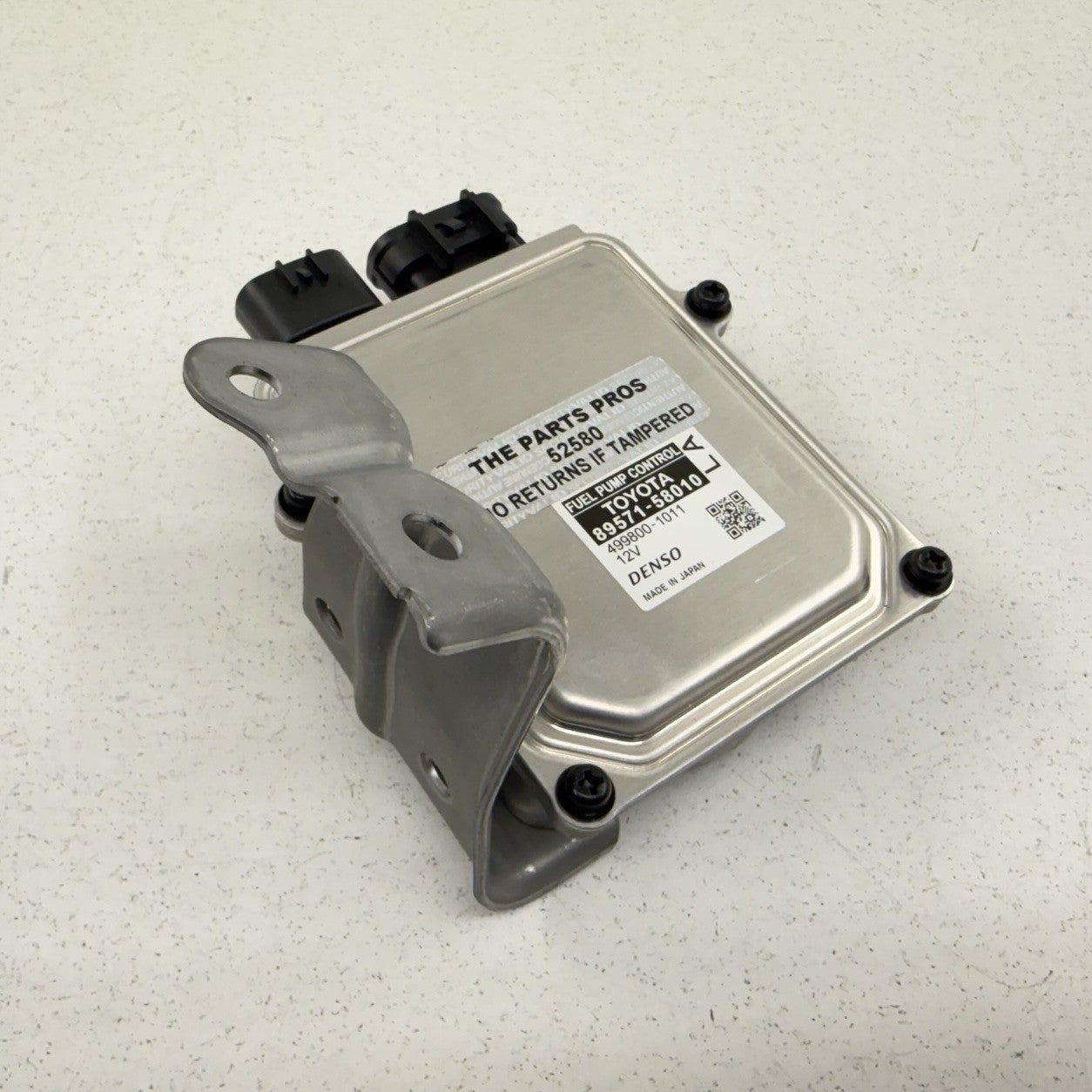 16-26 Lexus IS300 IS350 IS500 Fuel Pump Control Module 89571-58010 OEM