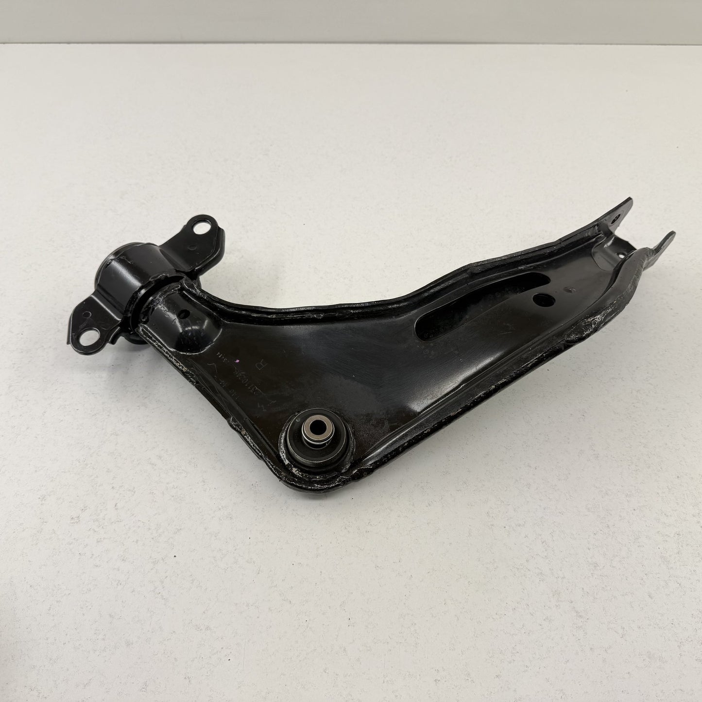 2010-2015 Chevrolet Camaro SS Right Rear Control Arm Suspension Set OEM