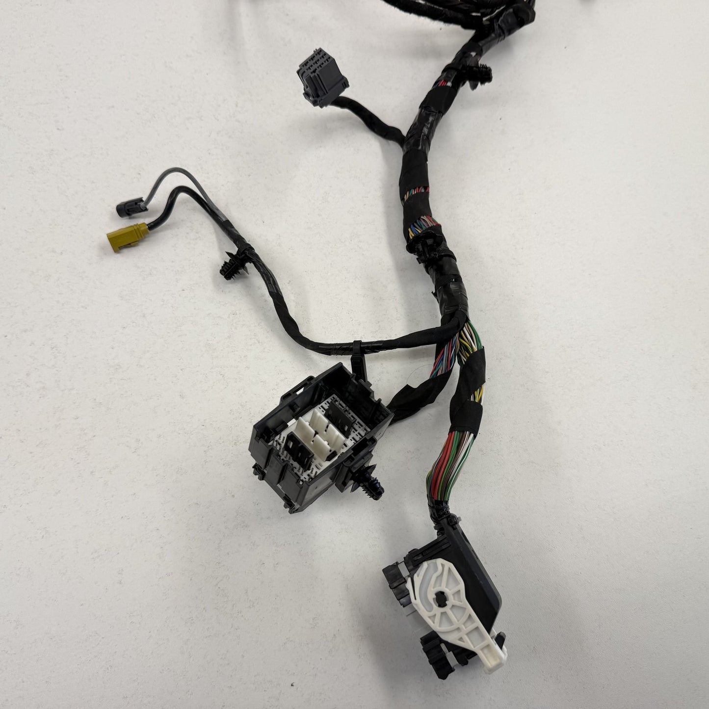 2022-2024 Rivian R1S Dashboard Instrument Panel Wiring Harness PT00417192-D OEM