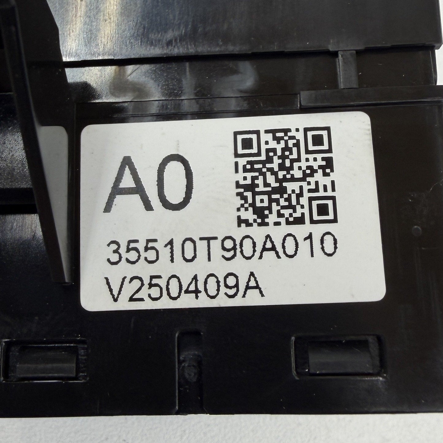 2023-2025 Honda Pilot Emergency Hazard Switch Button Passenger Bag Status OEM