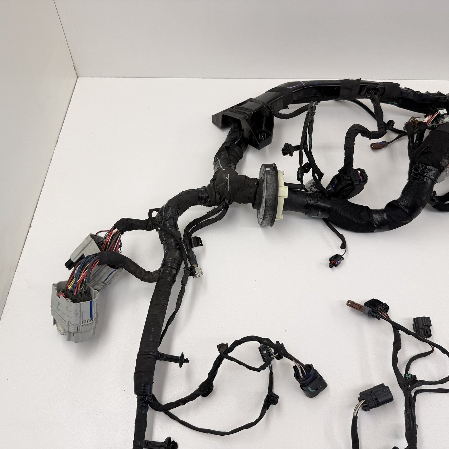 2022-2024 Rivian R1S R1T Front Body Firewall Wiring Harness PT00521772-B OEM