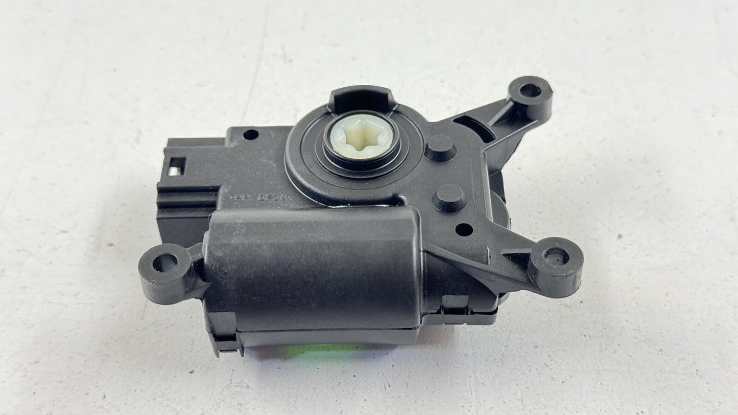 14-23 MASERATI GHIBLI HVAC BOX HEATER AC FLAP MOTOR AIR MIX ACTUATOR OEM