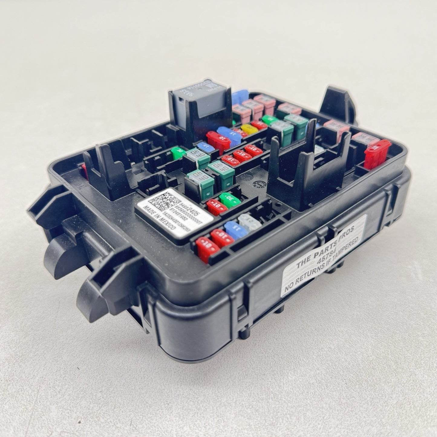 22-24 CADILLAC CT5 V BLACKWING CABIN FUSE RELAY JUNCTION BOX 84932405 OEM