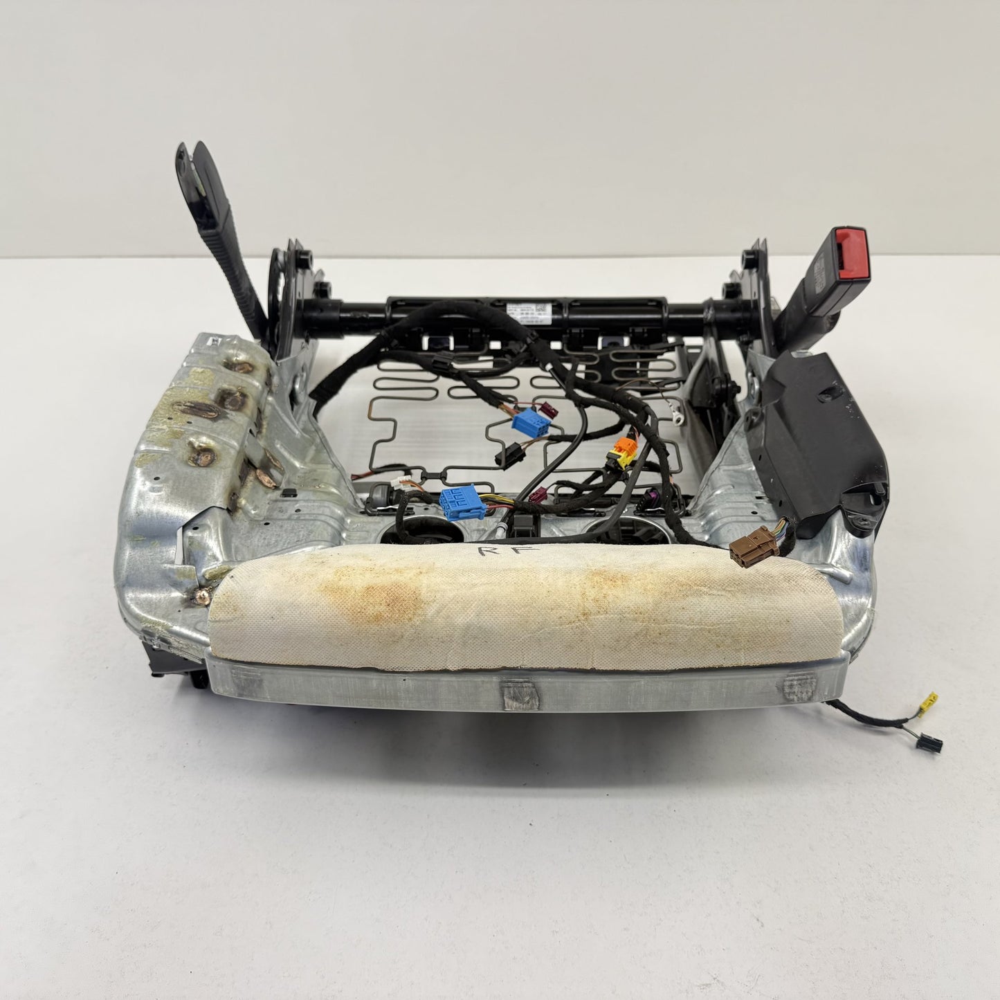 2014-2020 Mercedes-Benz S550 W222 Right Front Lower Seat Track Rail Frame OEM