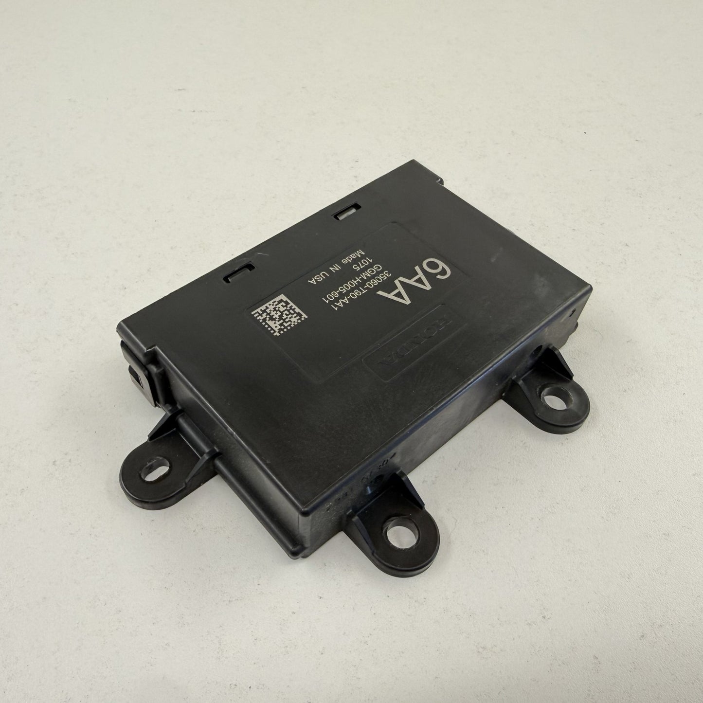 2023-2025 Honda Pilot Right Front Door Control Module 35060-T90-AA1 OEM
