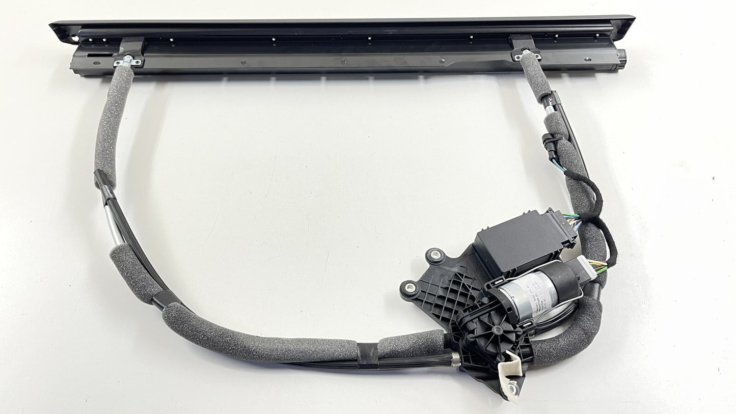14-22 MASERATI QUATTROPORTE PASSENGER RIGHT REAR SUNSHADE ROLLER BLIND OEM