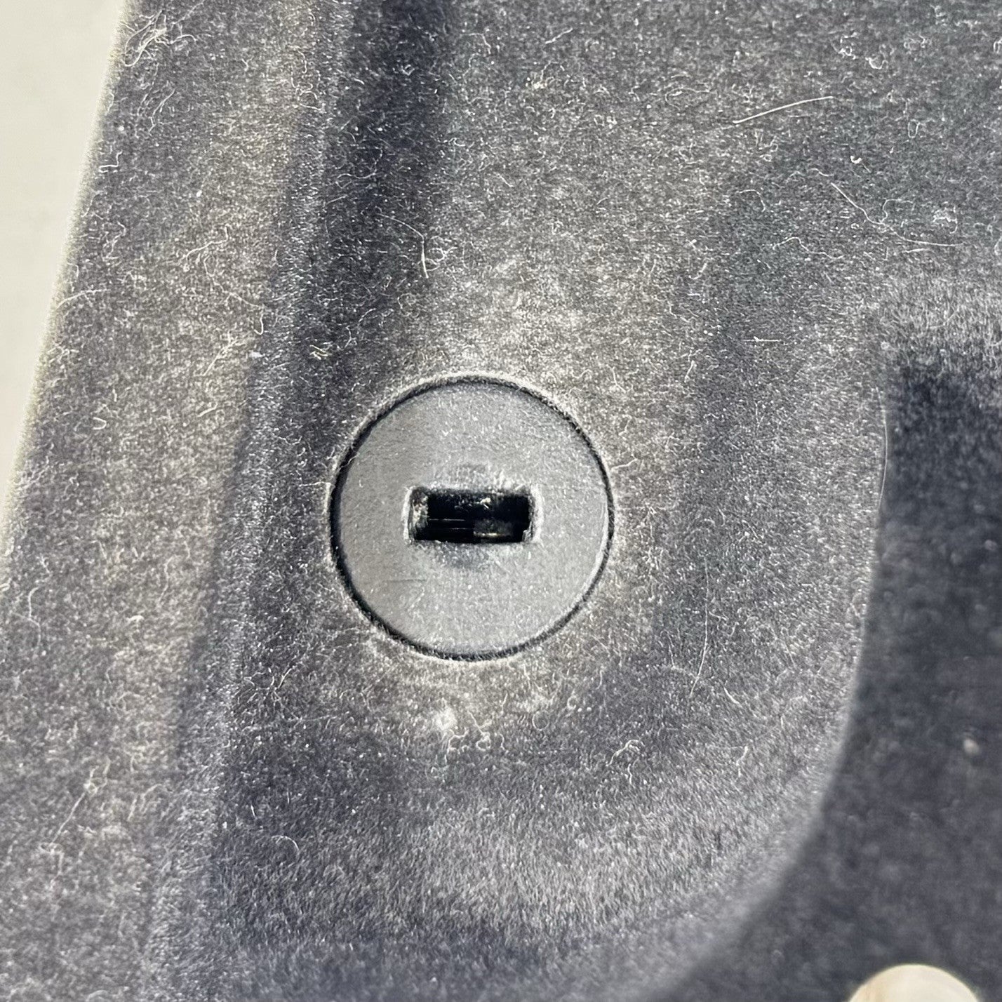 06-10 BMW M6 E63 E64 Center Console Armrest Arm Rest Cover 7072737 OEM