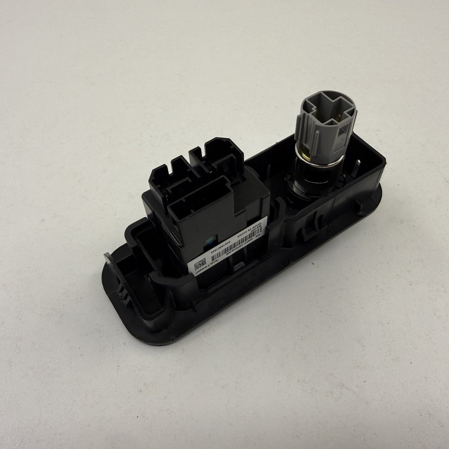 2015-2023 Ford Mustang Rear Center Console USB Charge Port GR3T-14F014-AB OEM