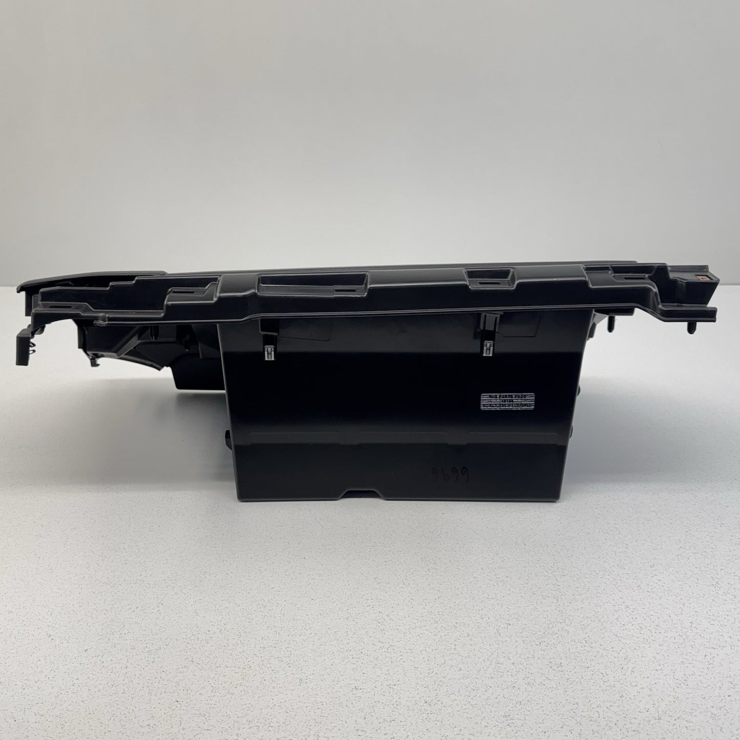 24-25 Silverado Sierra 2500 3500 Dashboard Glove Box Storage Compartment OEM