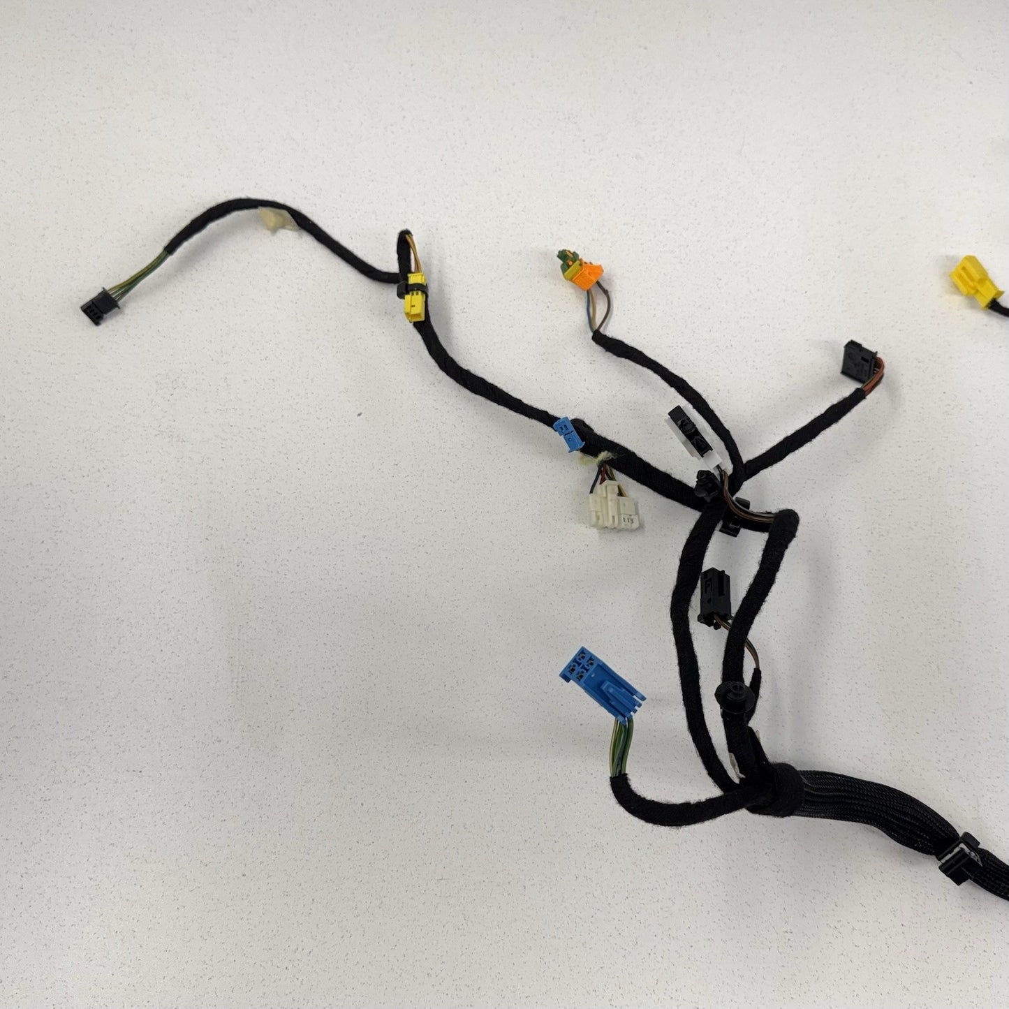 12-18 Mercedes W218 CLS550 Passenger Right Front Lower Seat Track Rail Frame OEM