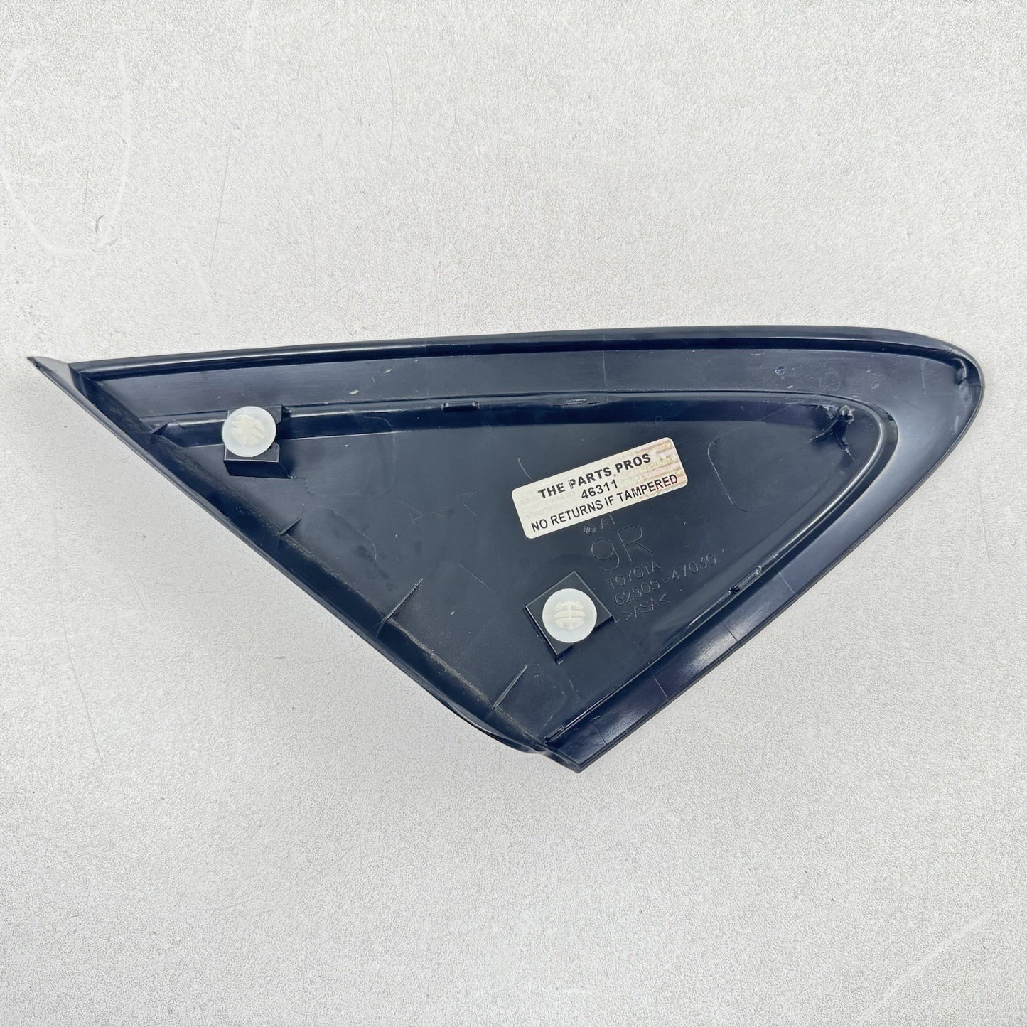 23-25 TOYOTA PRIUS RIGHT REAR QUARTER PANEL WINDOW TRIM APPLIQUE 62505-47030 OEM