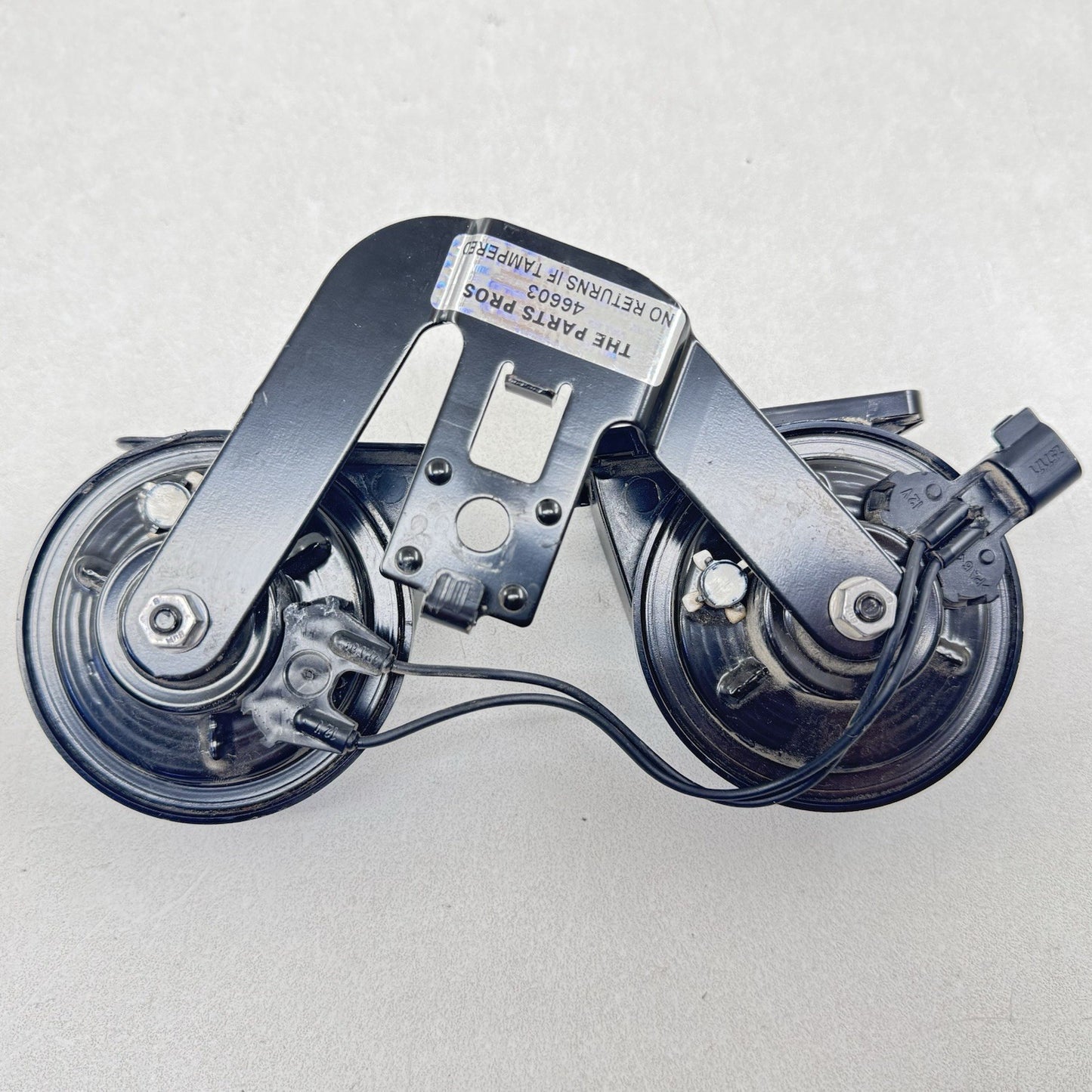 24-25 Ford Mustang GT Low High Note Pitch Tone Horn Siren Alarm Signal Pair OEM