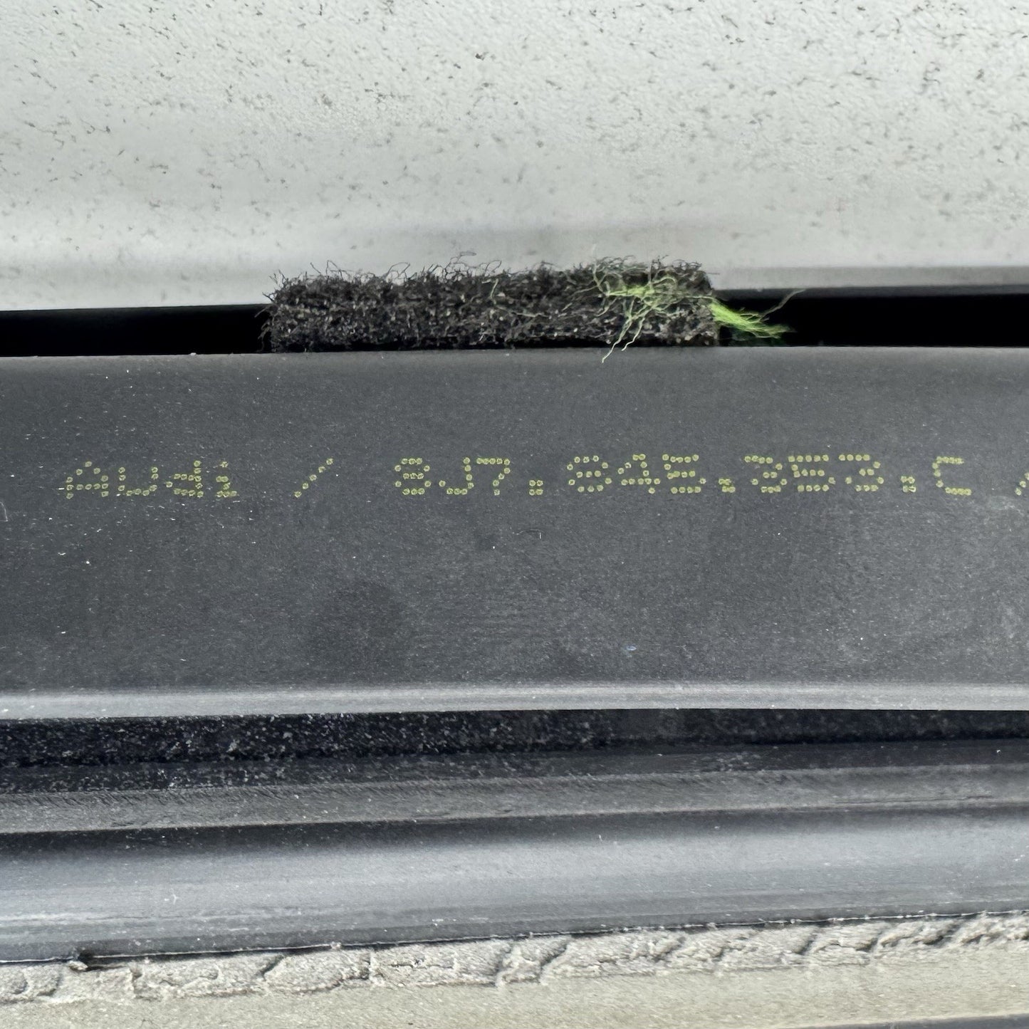 08-15 Audi TT Convertible Front Windshield Weatherstrip Seal 8J7845353C OEM