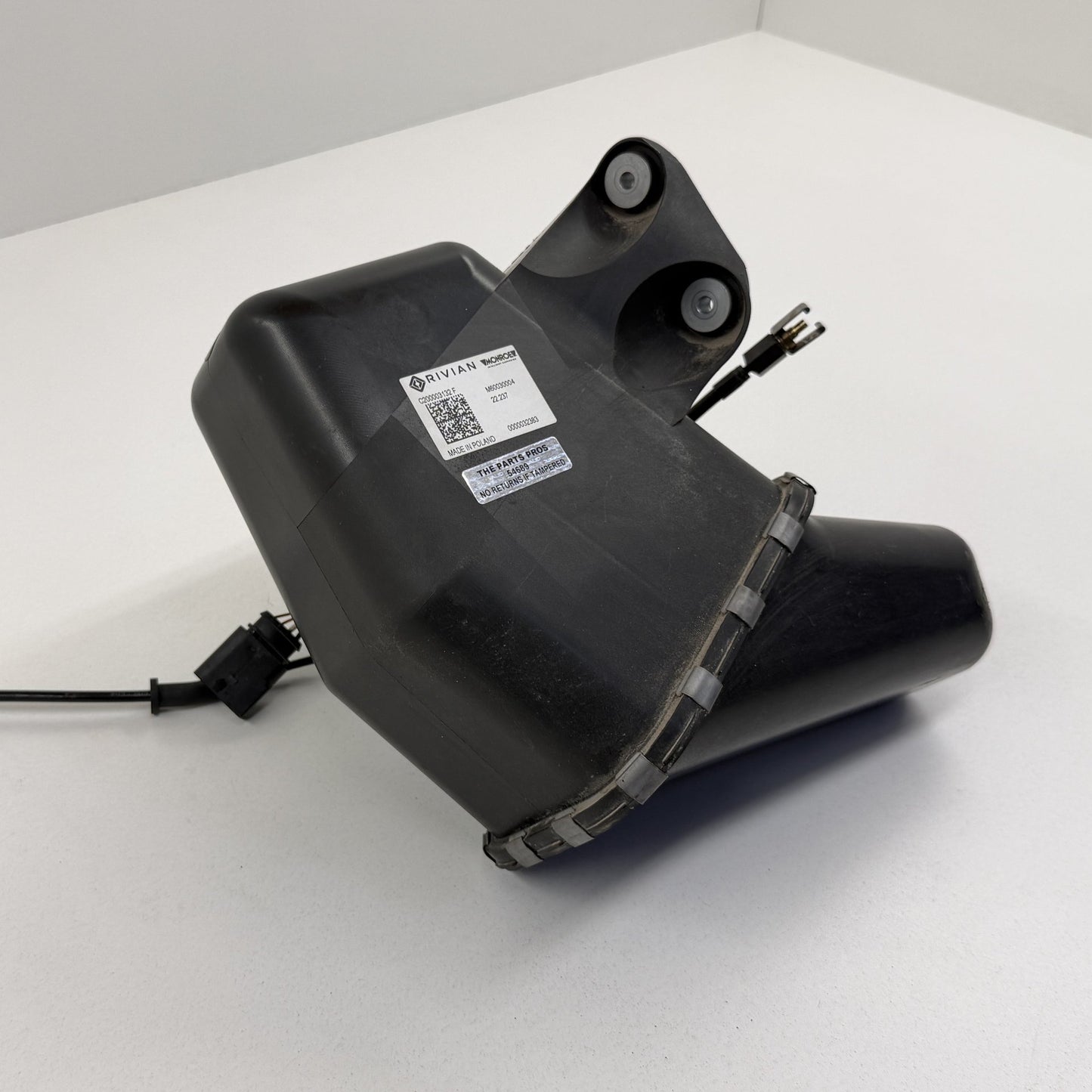 2022-2024 Rivian R1S R1T Air Suspension Air Reservoir Tank C200003132-F OEM