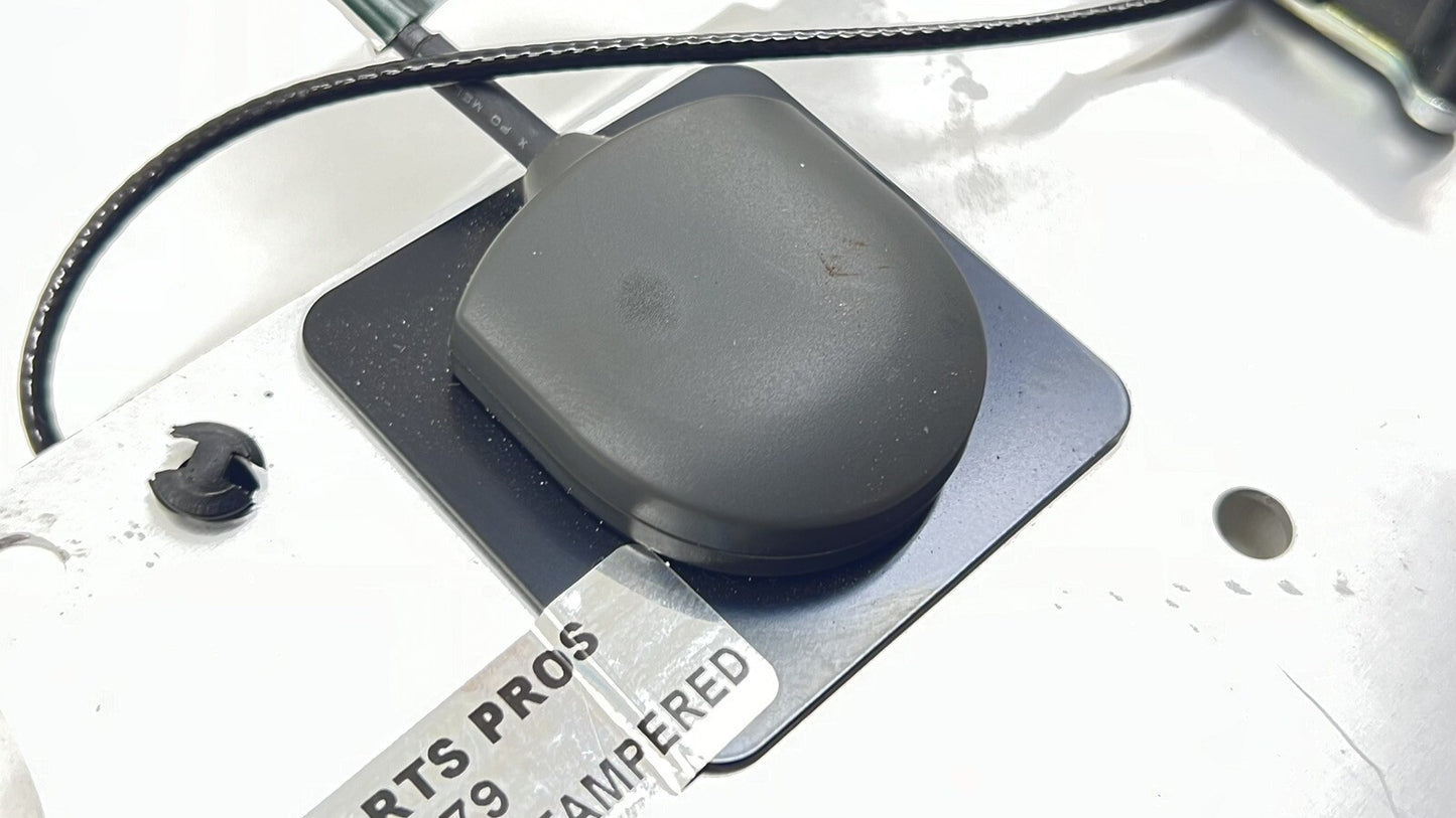07-10 ASTON MARTIN VANTAGE NAVIGATION RADIO GPS ANTENNA MODULE OEM