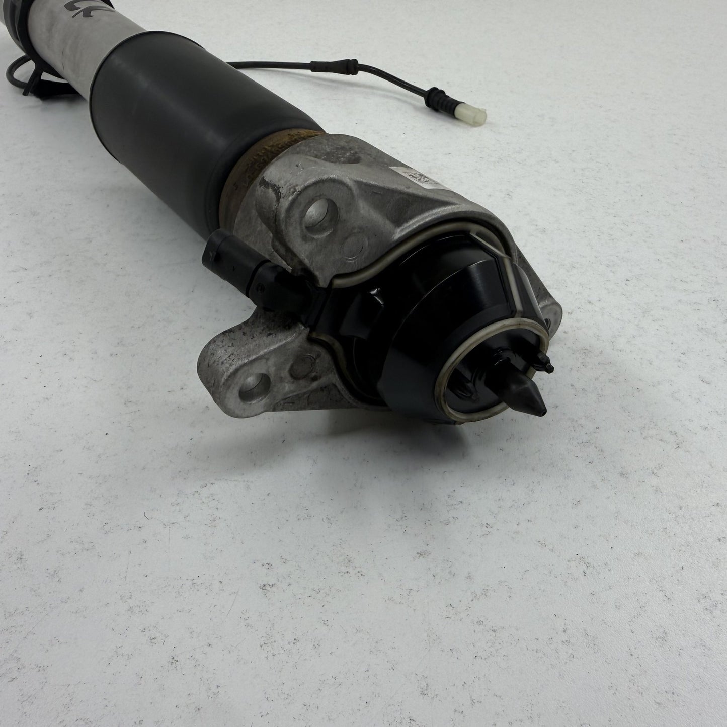 2021-2026 BMW M3 M4 Competition G80 G82 Left Rear Strut Shock Absorber EDC OEM