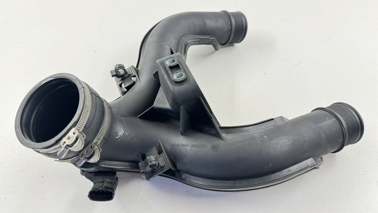 14-23 MASERATI GHIBLI FRONT ENGINE AIR INTAKE SLEEVE INLET DUCT TUBE PIPE OEM