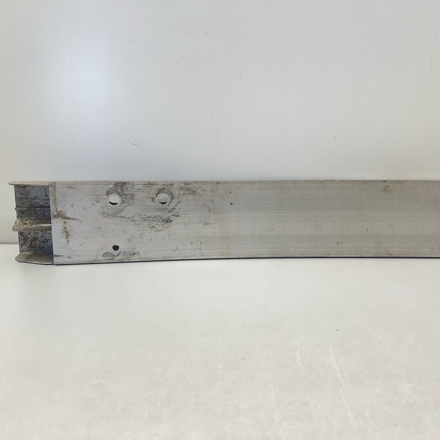 15-23 DODGE CHALLENGER REAR BUMPER REINFORCEMENT BAR IMPACT ABSORBER OEM