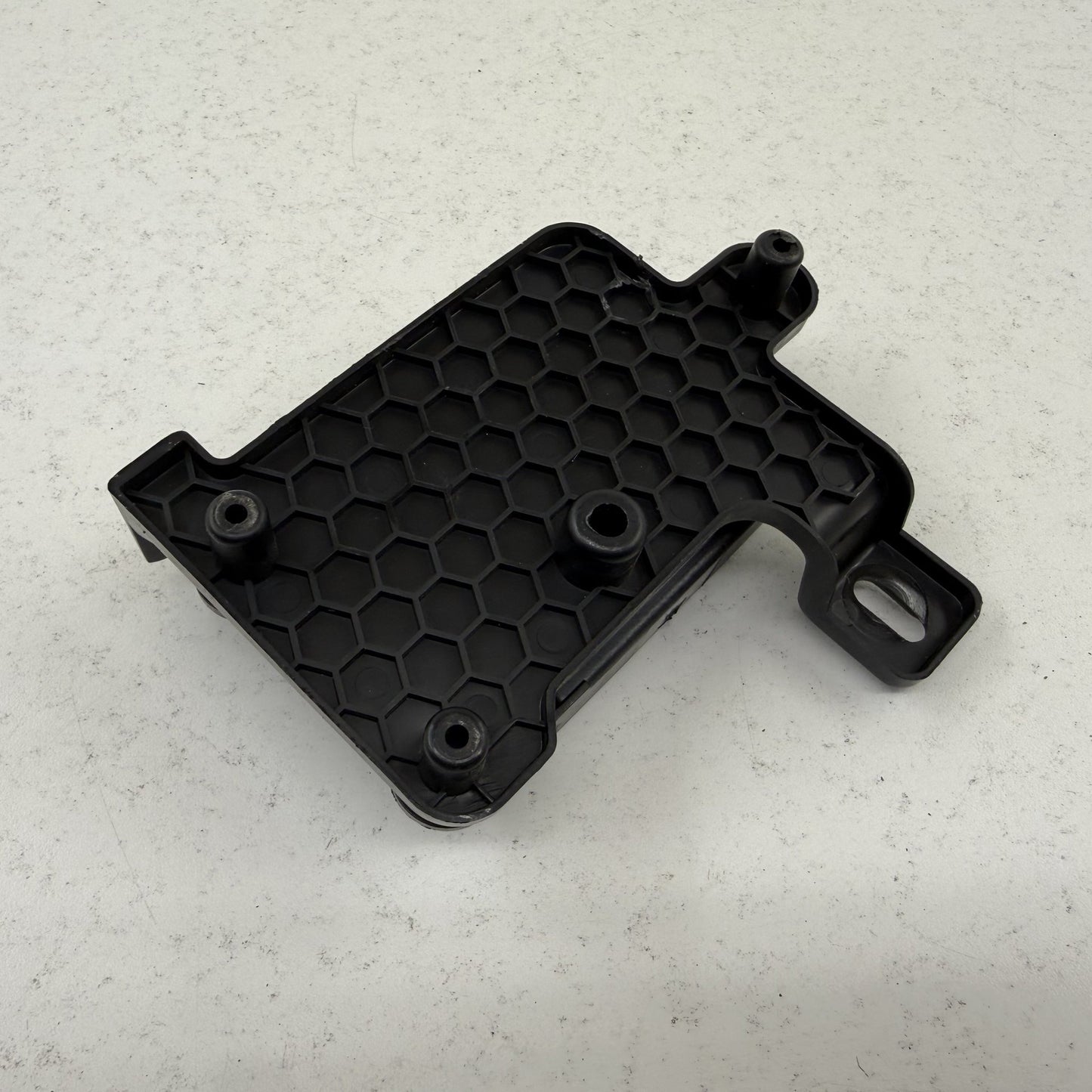 2018-2024 Dodge Durango Network Gateway Control Module 068492545AA OEM