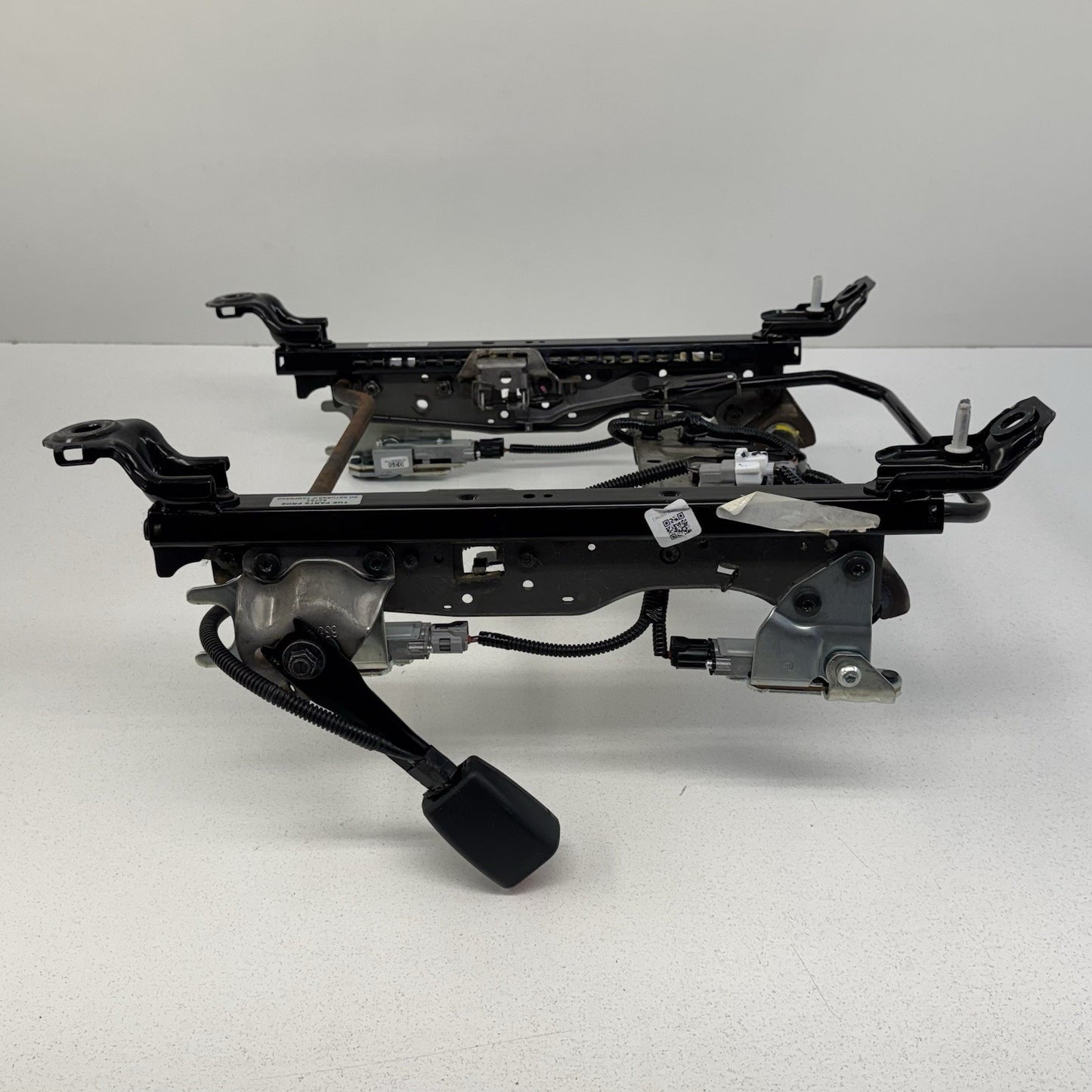 16-23 Toyota Tacoma Passenger Right Front Lower Seat Track Rail Frame OEM
